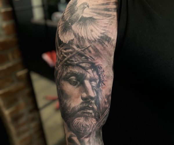 Realizm - Jezus Chrystus - wiara - tatuaż - Lots of Ink Koszalin