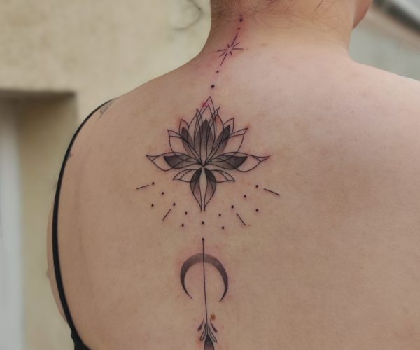 Grafika - Fineline Kwiaty - Tatuaż - Lots of Ink Koszalin