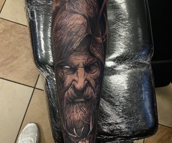 Realizm - Starzec - tatuaż - Lots of Ink Koszalin