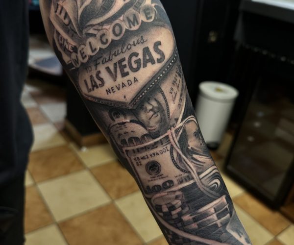 Realizm - Las Vegas - tatuaż - Lots of Ink Koszalin